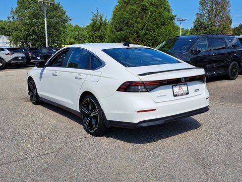 Used 2025 Honda Accord Sport image 7