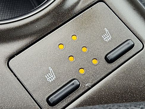 Used 2022 Toyota Camry XSE w/ Navigation Package image 21