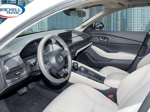 Certified 2023 Honda Accord EX image 15