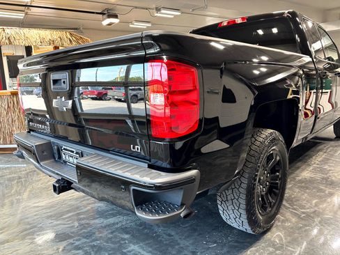 Used 2019 Chevrolet Silverado 1500 LT w/ All Star Edition image 11