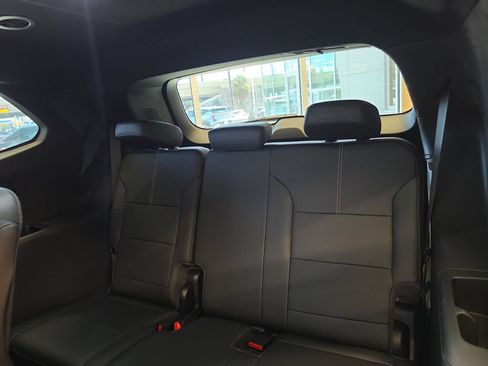 Used 2024 GMC Acadia Elevation w/ Black Edition AWD/4WD image 40