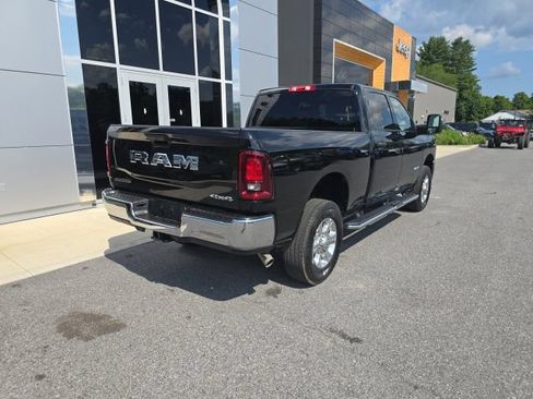 Used 2026 RAM 2500 Big Horn AWD/4WD image 6