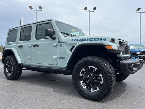 Used 2024 Jeep Wrangler Unlimited Rubicon 4xe AWD/4WD image 53