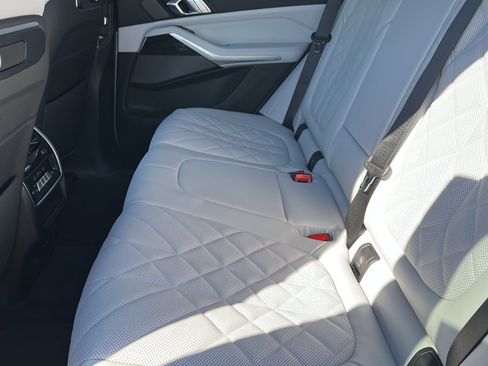 New 2026 BMW X5 xDrive40i w/ M Sport Package image 15