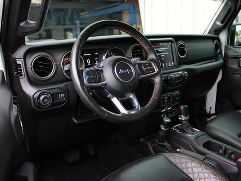 Used 2023 Jeep Wrangler Unlimited Sahara AWD/4WD image 14