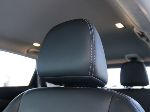 Used 2018 Nissan Murano SL image 16