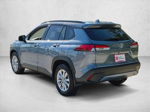 Certified 2024 Toyota Corolla Cross LE FWD image 7