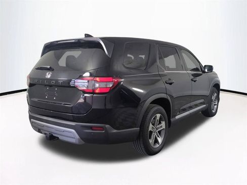 Used 2023 Honda Pilot EX-L image 5