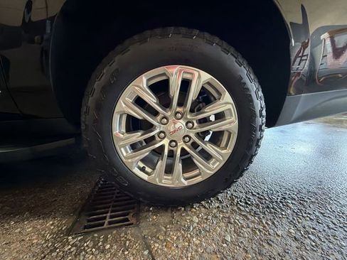 Certified 2021 GMC Yukon XL SLT image 10