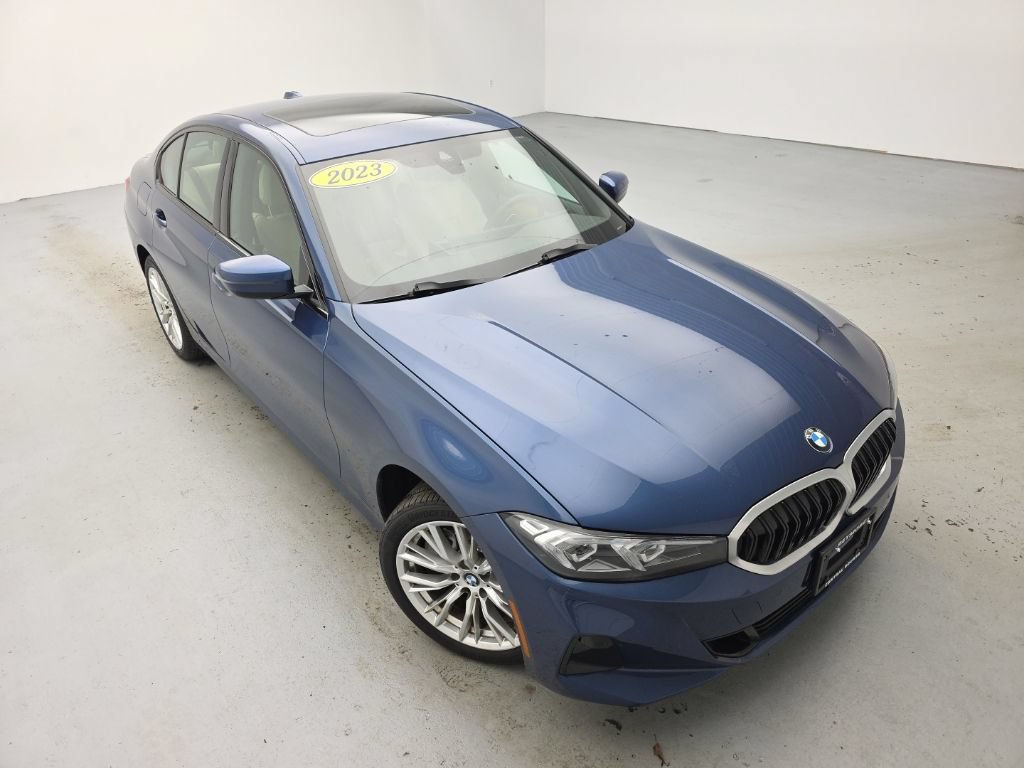 Used 2023 BMW 330i xDrive Sedan w/ Driving Assistance Package AWD/4WD image 2