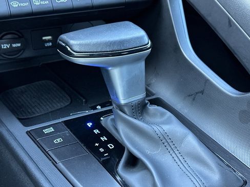 Used 2025 Hyundai Elantra Sport FWD image 20
