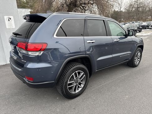 Used 2021 Jeep Grand Cherokee Limited image 3