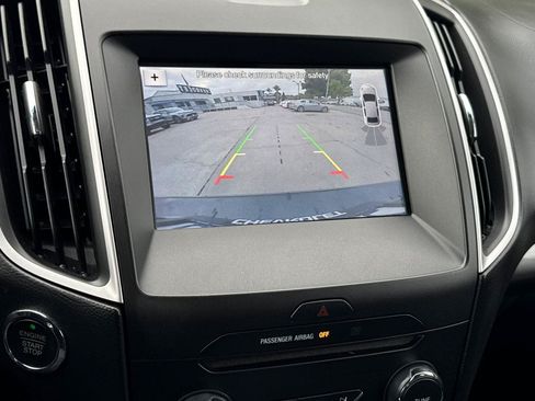 Used 2018 Ford Edge SEL w/ Equipment Group 201A FWD image 22