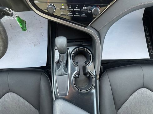 Used 2019 Toyota Camry LE image 24