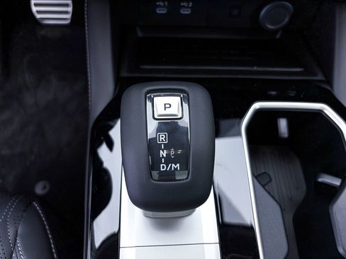 New 2026 Mitsubishi Outlander SEL FWD image 21