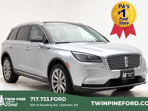 Used 2022 Lincoln Corsair AWD w/ Premium Package image 1