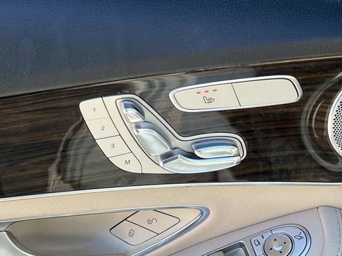 Used 2017 Mercedes-Benz C 300 4MATIC Sedan image 17