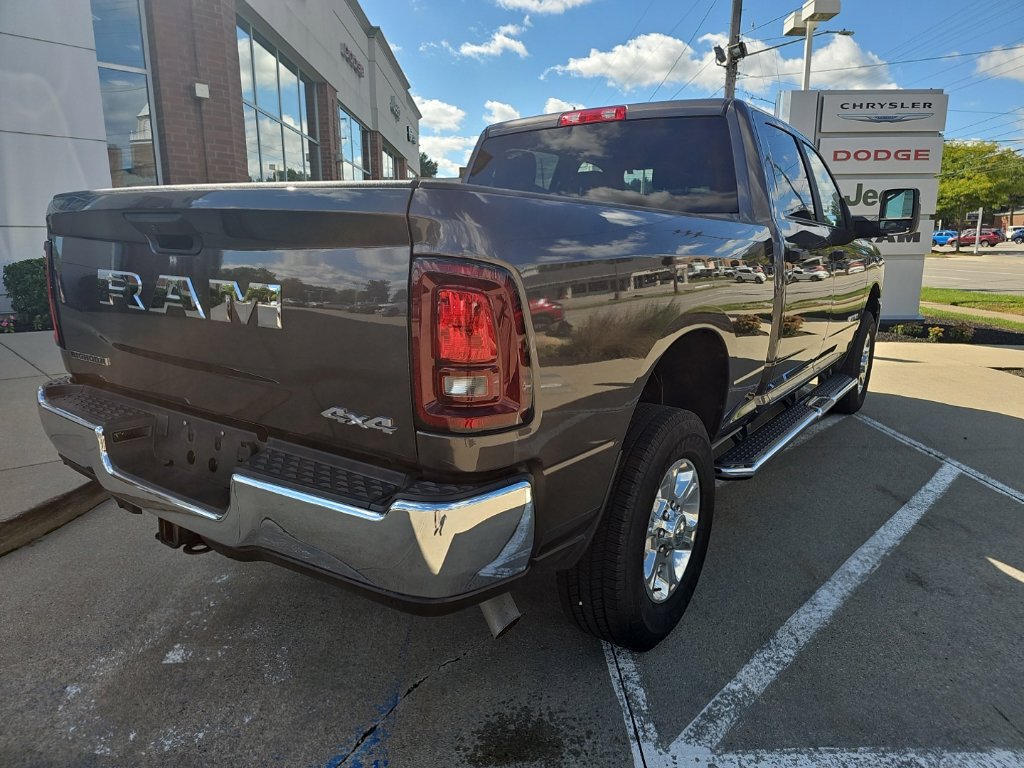 Certified 2026 RAM 2500 Big Horn AWD/4WD image 15