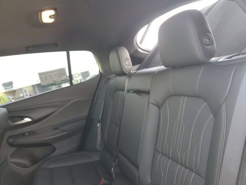 Certified 2024 Buick Envista Avenir FWD image 28
