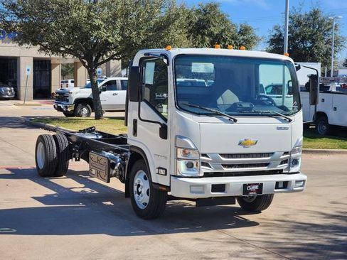 New 2024 Chevrolet Low Cab Forward 5500XD RWD image 2