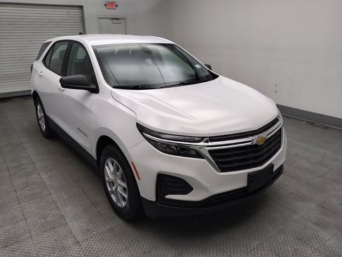 Used 2024 Chevrolet Equinox LS AWD/4WD image 13