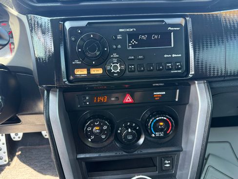 Used 2013 Scion FR-S image 16