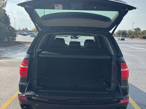 Used 2010 BMW X5 xDrive30i image 24