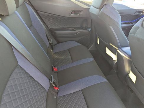 Used 2021 Toyota C-HR XLE image 11