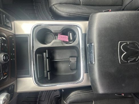 Used 2017 RAM 1500 Laramie w/ Convenience Group AWD/4WD image 33
