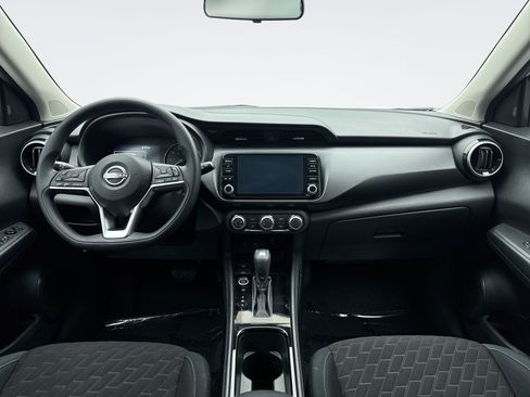 Used 2023 Nissan Kicks SV FWD image 14
