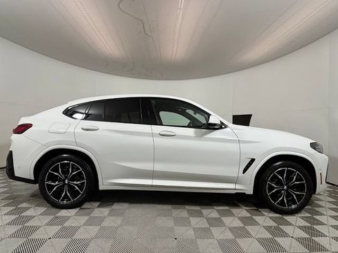 Used 2024 BMW X4 xDrive30i w/ Premium Package AWD/4WD image 8
