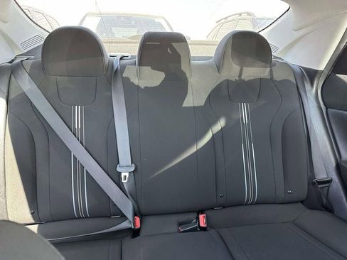 Used 2022 Hyundai Elantra SEL FWD image 30