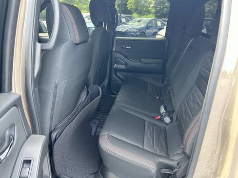 Used 2024 Nissan Frontier Pro-X RWD image 17