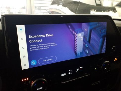 Used 2023 Toyota Highlander Limited image 6