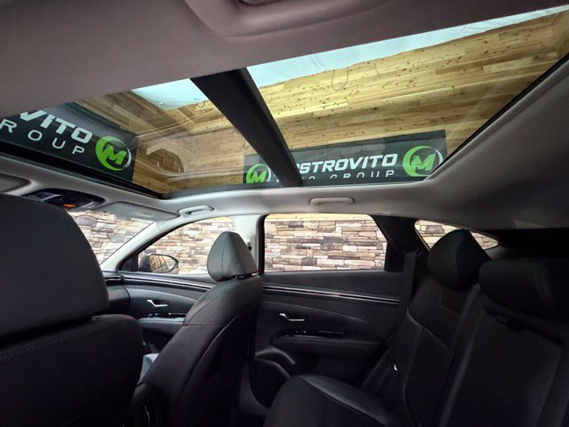 Used 2022 Hyundai Tucson Limited w/ Cargo Package AWD/4WD image 32
