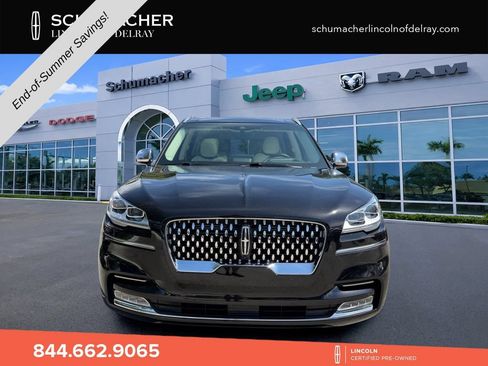 Used 2022 Lincoln Aviator Black Label w/ Class IV Trailer Tow Package AWD/4WD image 2