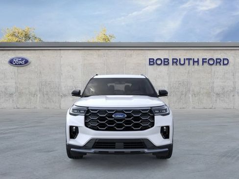 New 2026 Ford Explorer Platinum w/ LUX Leather Package AWD/4WD image 7