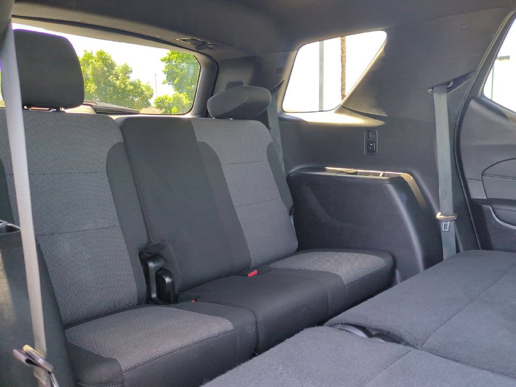 Used 2023 Chevrolet Traverse LT FWD image 32