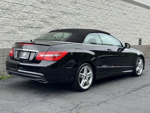 Used 2011 Mercedes-Benz E 550 Cabriolet image 3