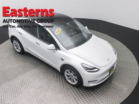 Used 2020 Tesla Model Y Long Range AWD/4WD image 3