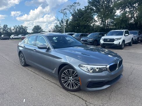 Used 2019 BMW 530i xDrive w/ Convenience Package AWD/4WD image 24
