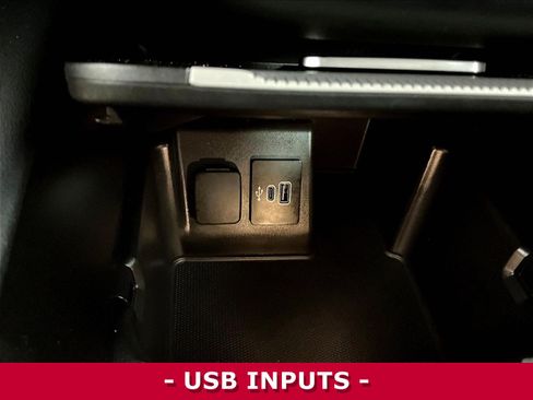 Used 2025 Ford Explorer ST-Line AWD/4WD image 16
