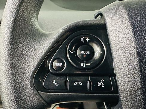 Used 2019 Toyota Prius LE image 15