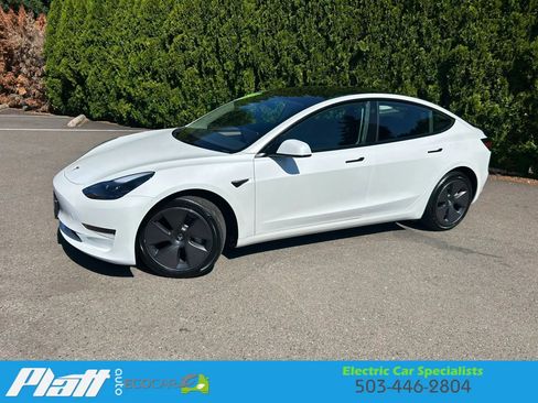 Used 2023 Tesla Model 3 Standard Range RWD image 3