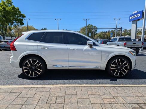 Certified 2023 Volvo XC60 B5 Ultimate w/ Protection Package Premier FWD image 7