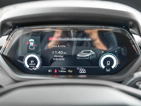 New 2026 Audi RS e-tron GT performance AWD/4WD image 15