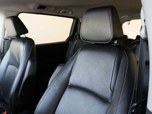 Certified 2024 Honda Odyssey EX-L image 15