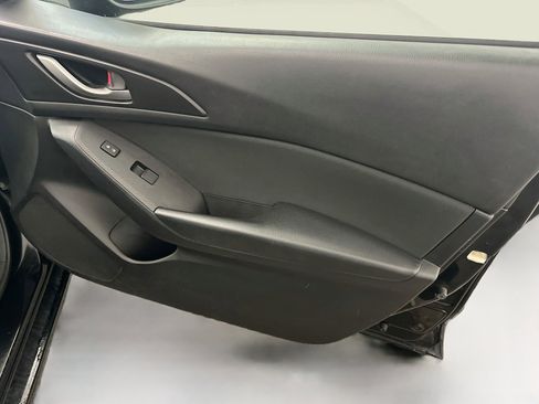 Used 2014 MAZDA MAZDA3 i SV FWD image 31