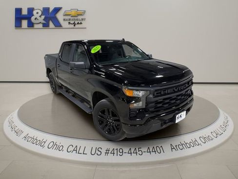 Used 2022 Chevrolet Silverado 1500 Custom AWD/4WD image 2