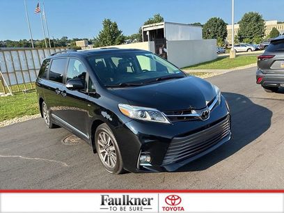 Used 2018 Toyota Sienna Limited Premium